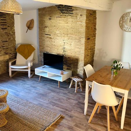 Appartement Au Coeur Du Centre Historique Bergerac Exteriör bild